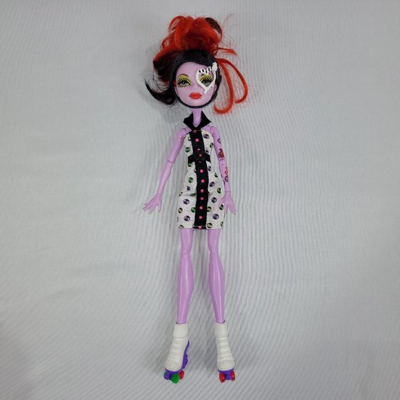 Monster High 2012 Skultimate Roller Maze Operetta Doll by Mattel - Picture 1 of 1